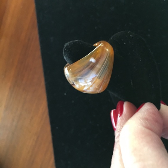 Funky plastic ring - Picture 4 of 5